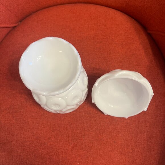 Vintage Moon and Stars Milk Glass Compote Jar with Lid - LE Smith 1960s - Picture 9 of 14